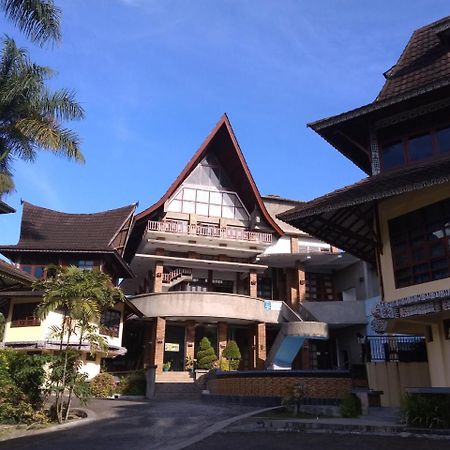 Sapadia Hotel And Cottage Парапат Екстериор снимка
