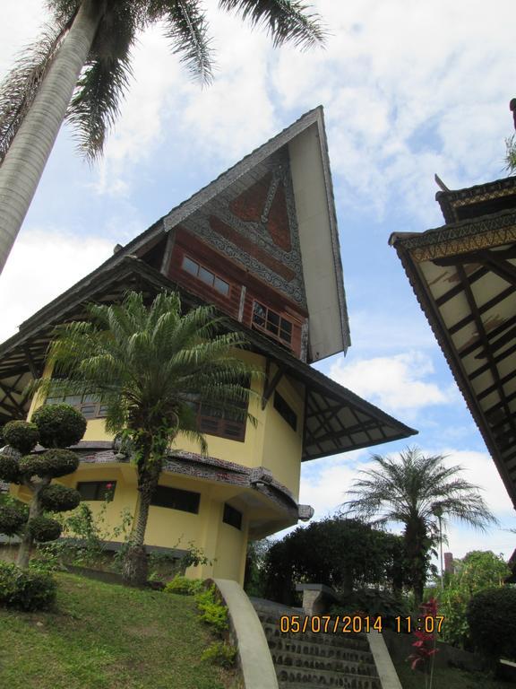 Sapadia Hotel And Cottage Парапат Екстериор снимка
