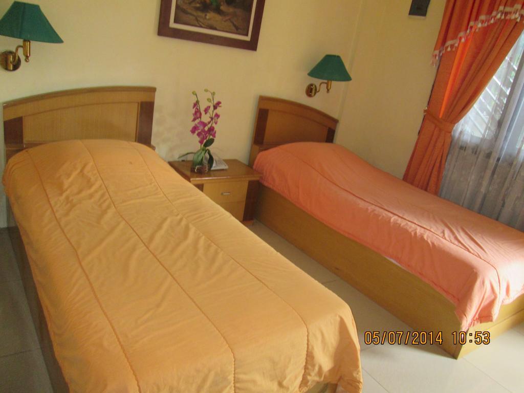 Sapadia Hotel And Cottage Парапат Стая снимка
