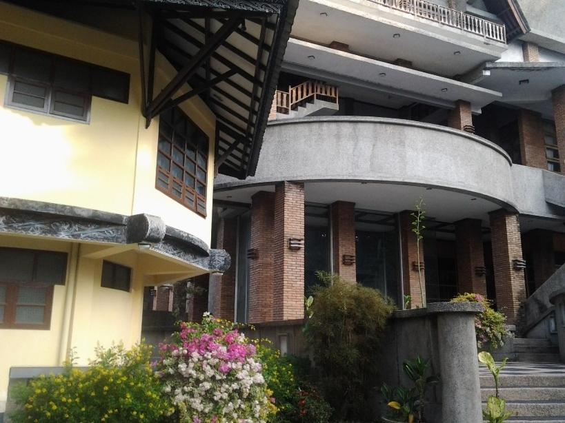 Sapadia Hotel And Cottage Парапат Екстериор снимка