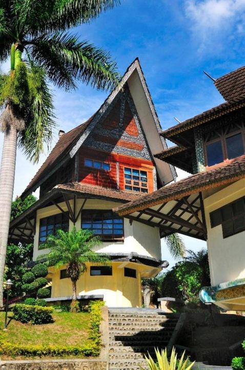 Sapadia Hotel And Cottage Парапат Екстериор снимка