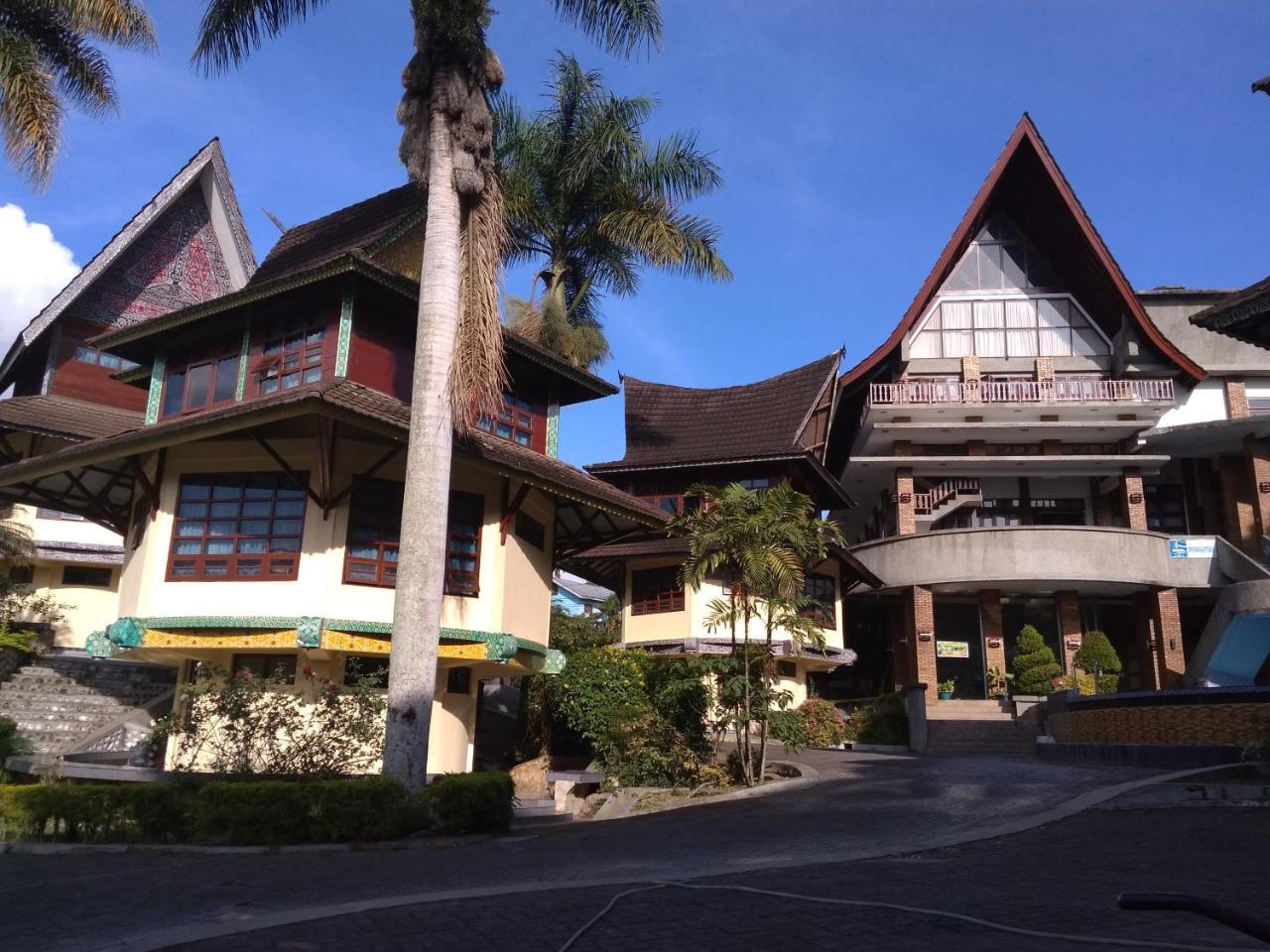 Sapadia Hotel And Cottage Парапат Екстериор снимка
